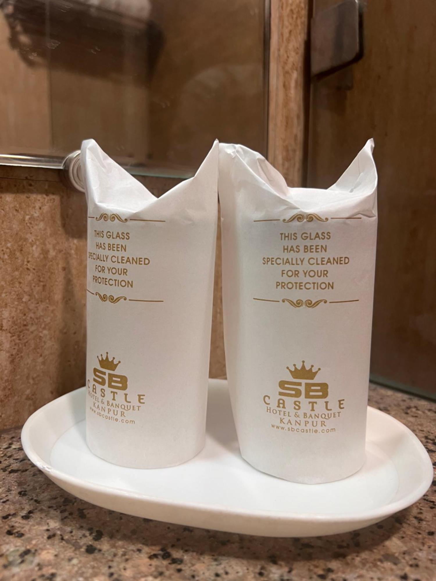 Hotel Sb Castle Kanpur Zewnętrze zdjęcie