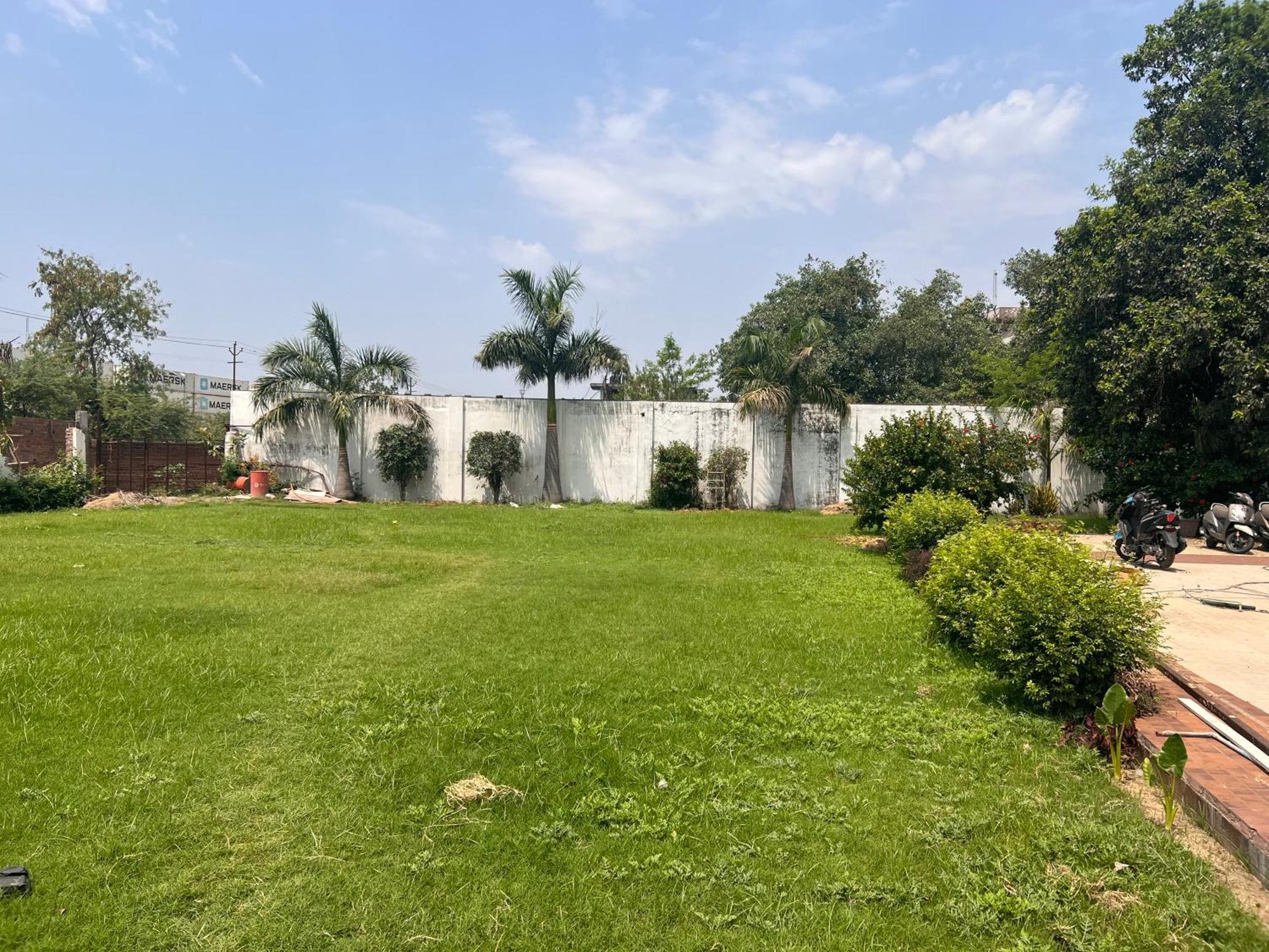 Hotel Sb Castle Kanpur Zewnętrze zdjęcie